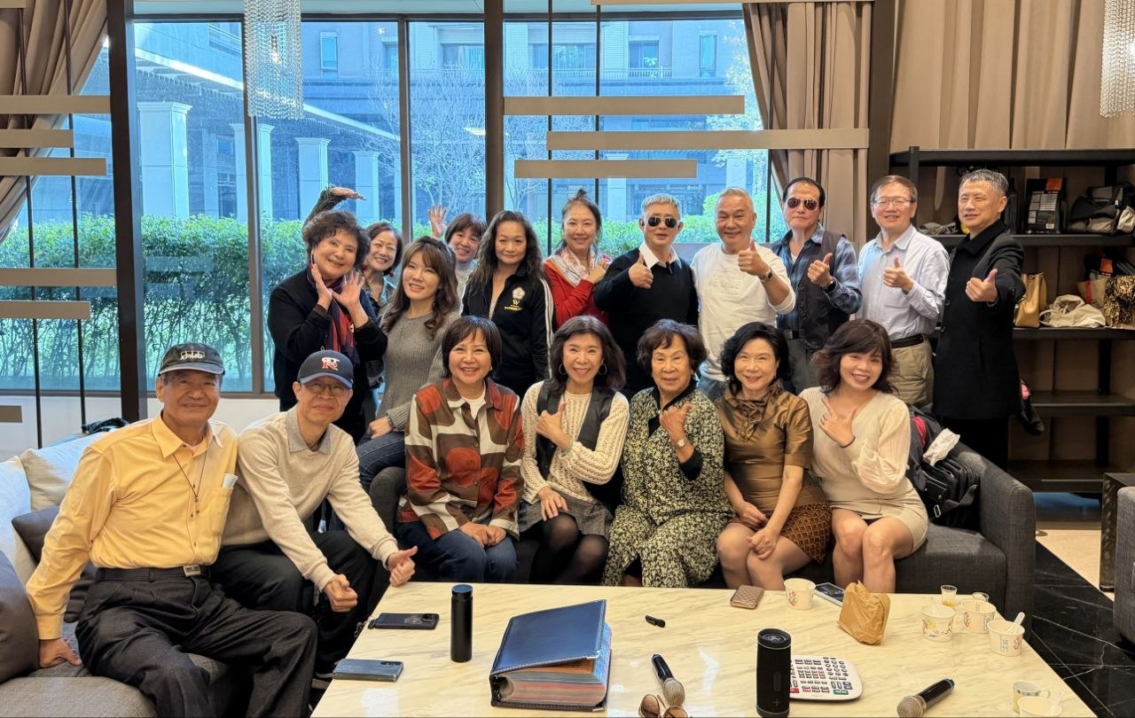 陳鳳眉分享Toastmasters的會員就像家人一樣 經常會聚在一起